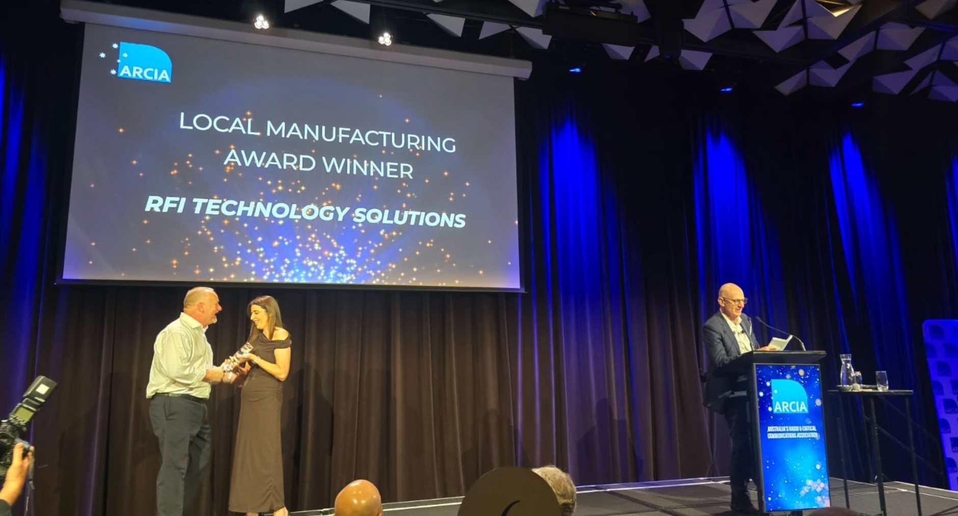 RFI Wins Local Manufacturing Award at the 2025 ARCIA Excellence Awards